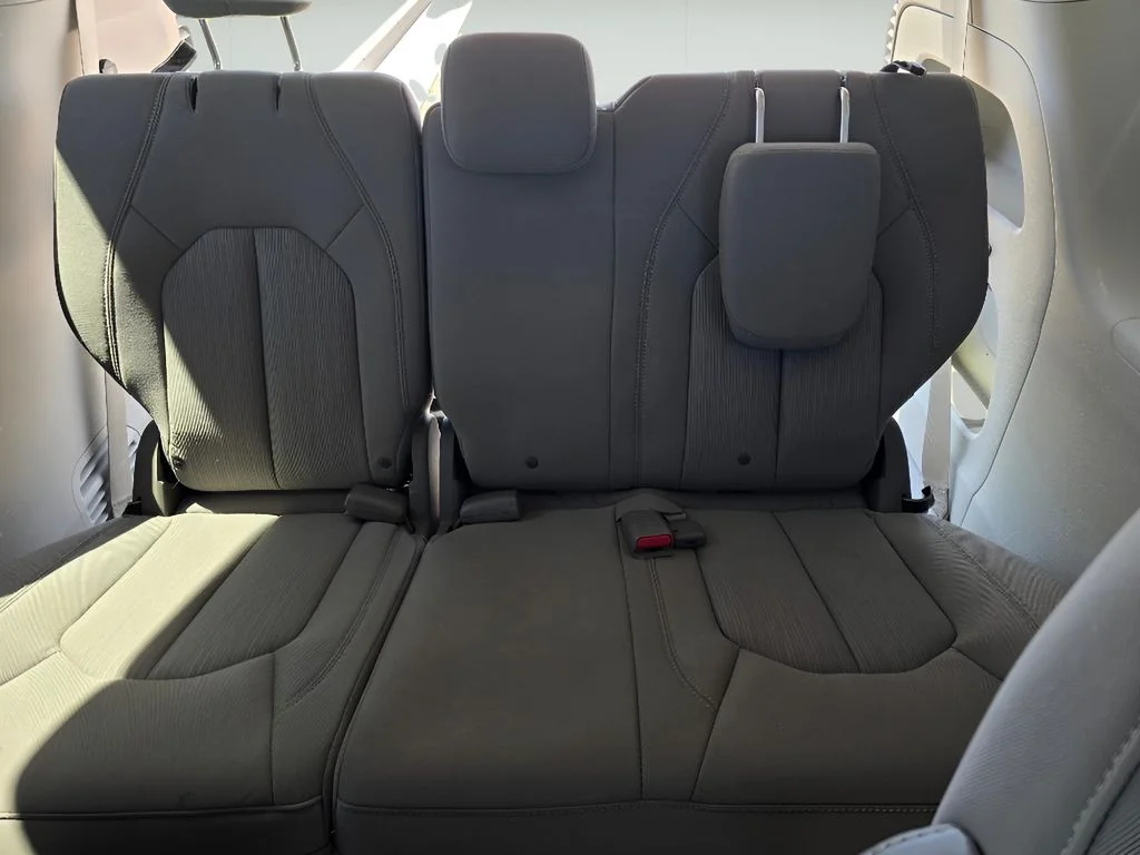 Used 2021 Bright White Clearcoat Chrysler Touring image 24