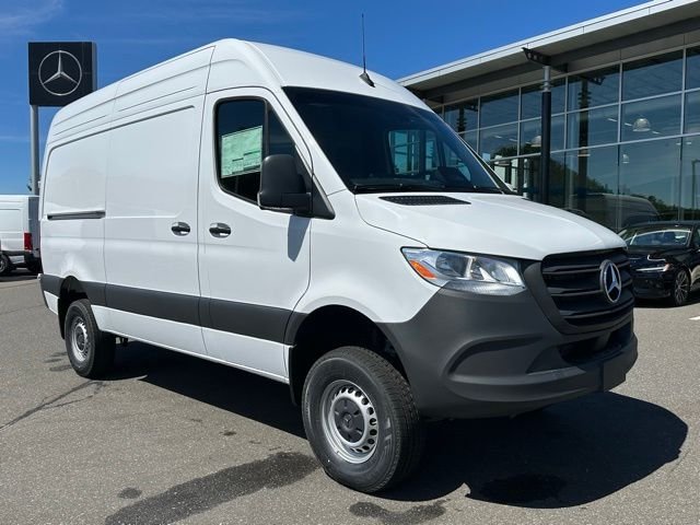 
                                New 2025 Mercedes-Benz Sprinter Cargo Van 144 WB 4MATIC® Van