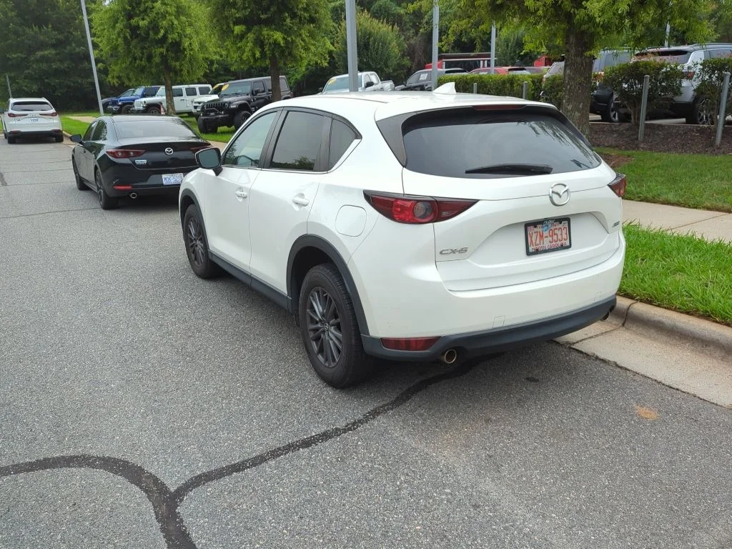 Used 2019 White Mazda Touring image 7