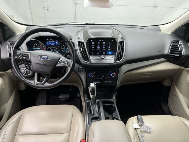 Used 2019 White Platinum Metallic Tri-Coat Ford SEL image 4