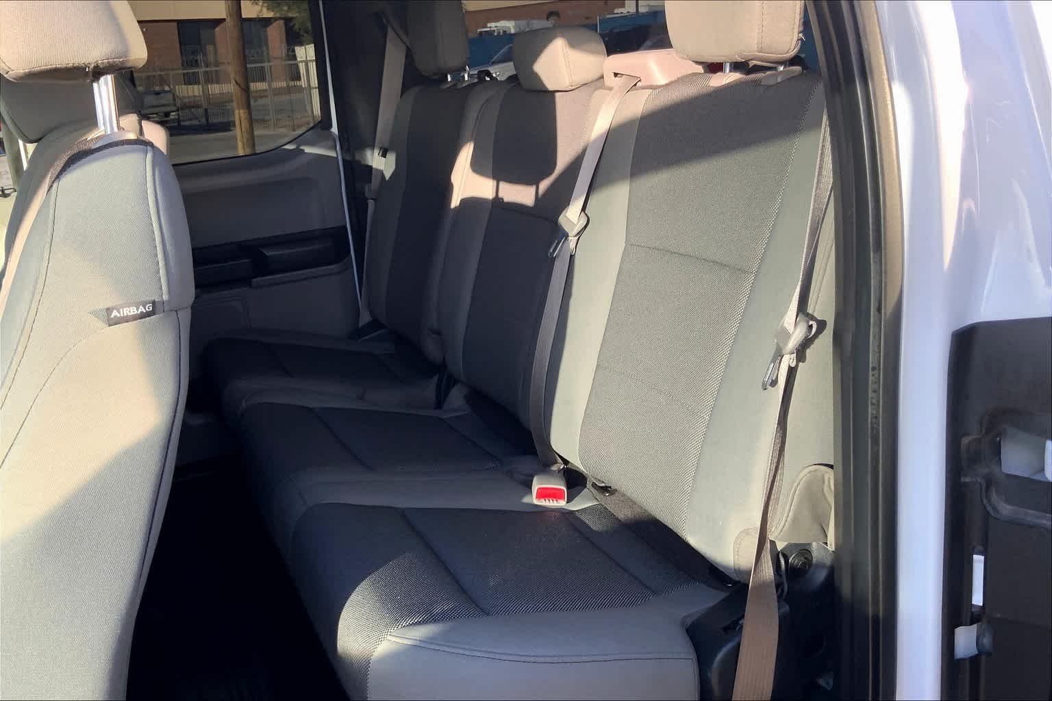 Used 2017 Oxford White Ford XL image 21