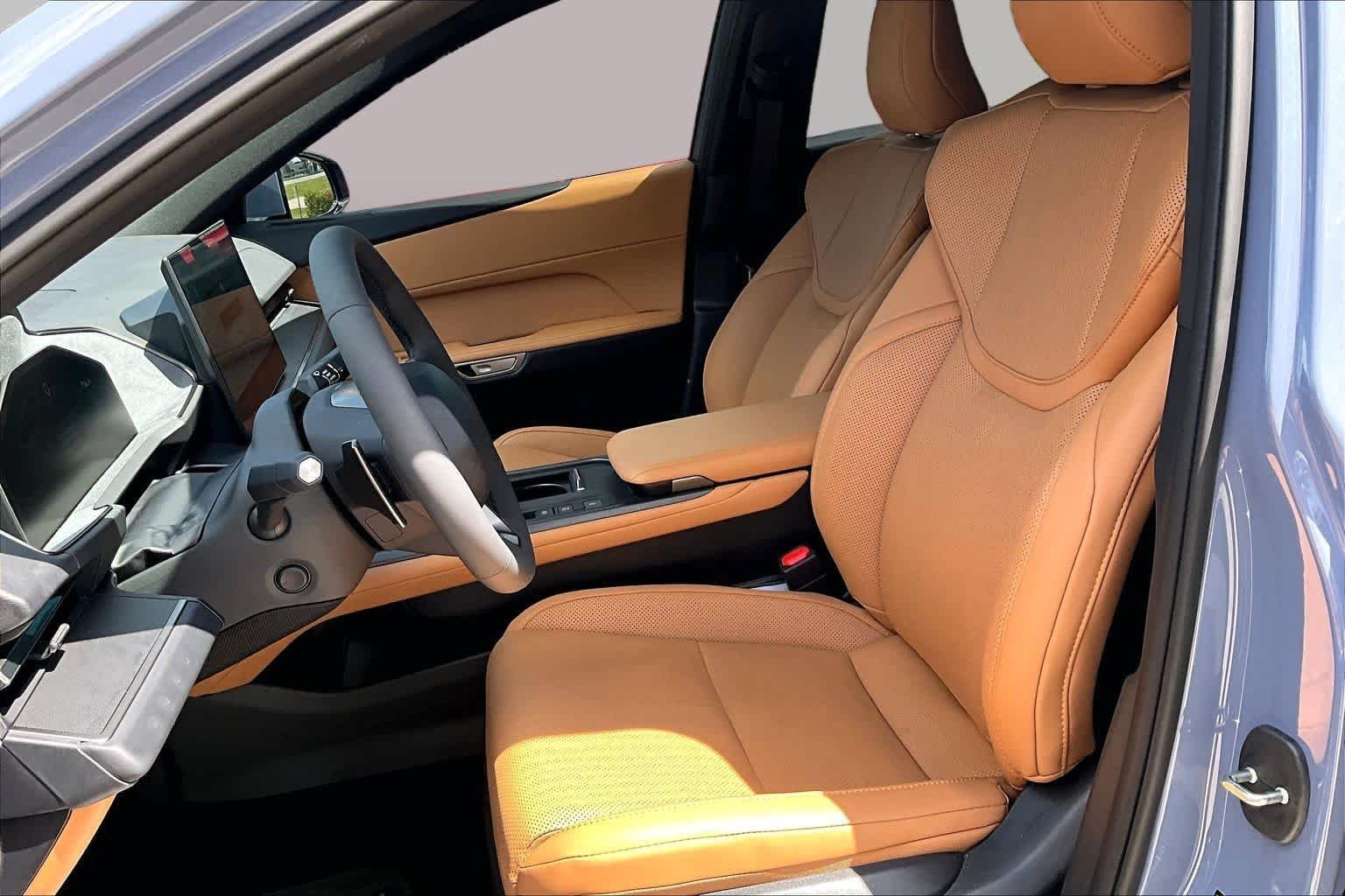 Used 2026 Wavelength Lexus Premium image 7