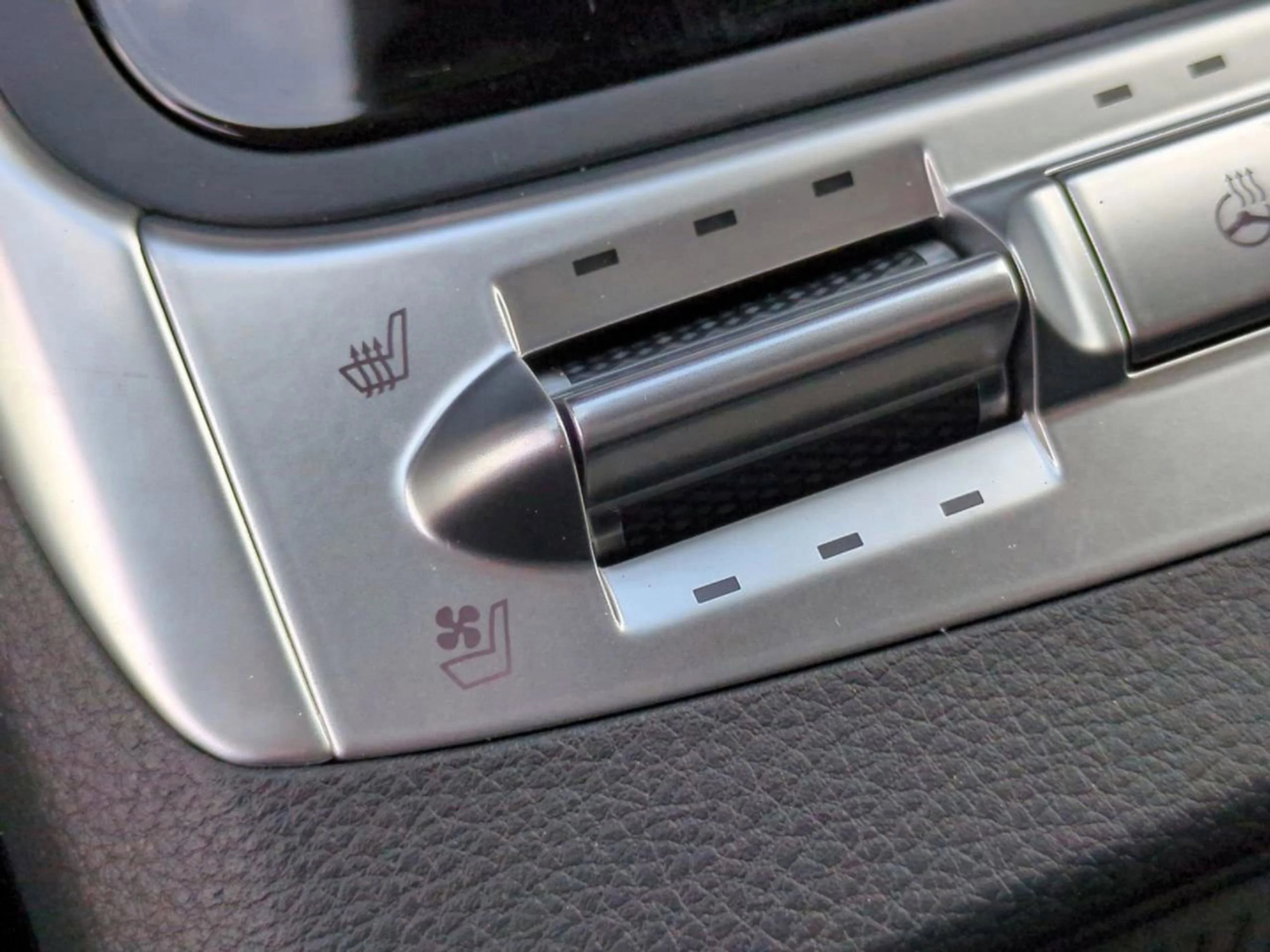 2026 Kia Carnival SX Prestige - Photo 30