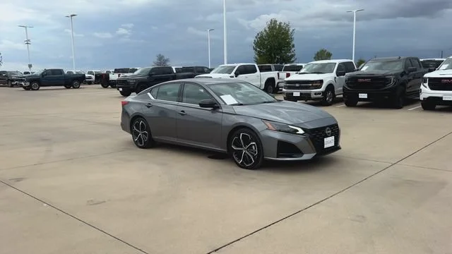Used 2024 Nissan Altima SR with VIN 1N4BL4CVXRN386298 for sale in Waxahachie, TX