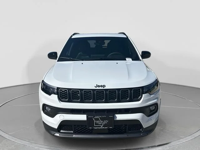 New 2026 Bright White Clear-Coat Exterior Paint Jeep Latitude image 2