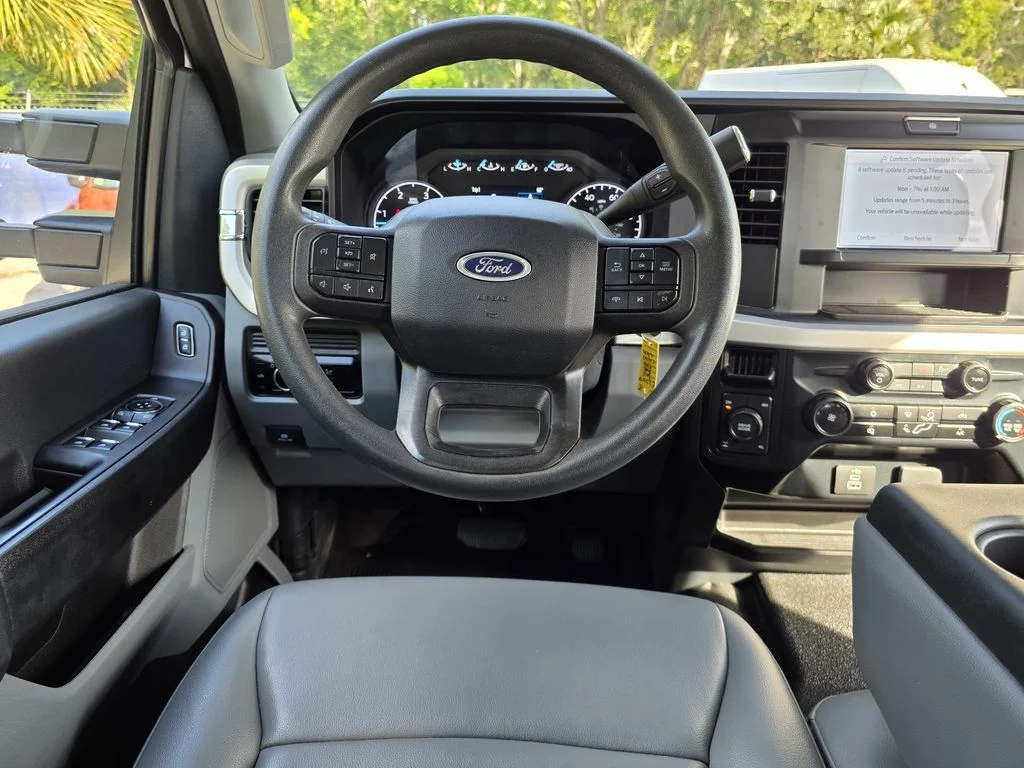2025 Ford F-250 Super Duty XL - Photo 11