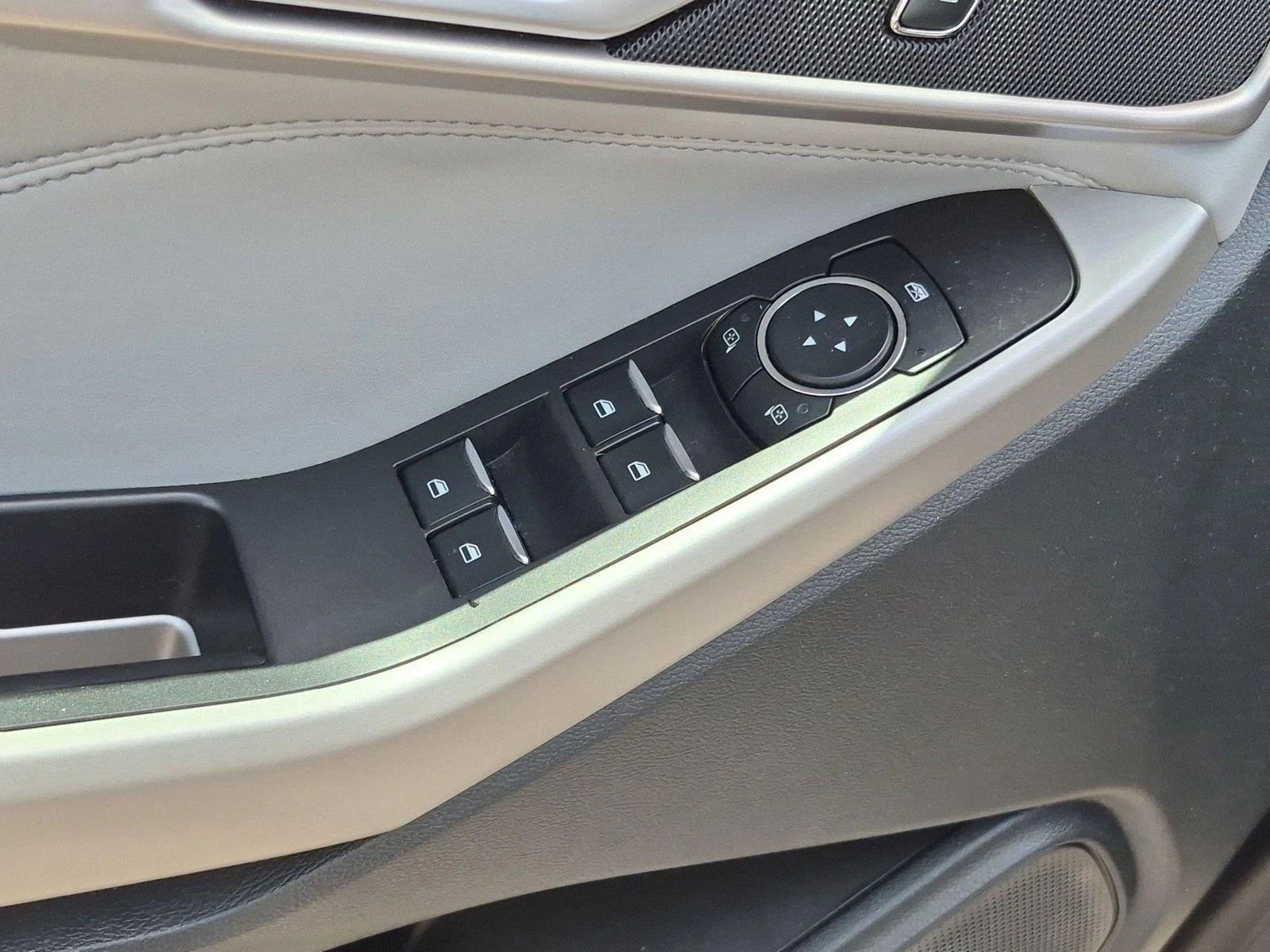 Used 2024 Carbonized Gray Metallic Ford XLT image 16