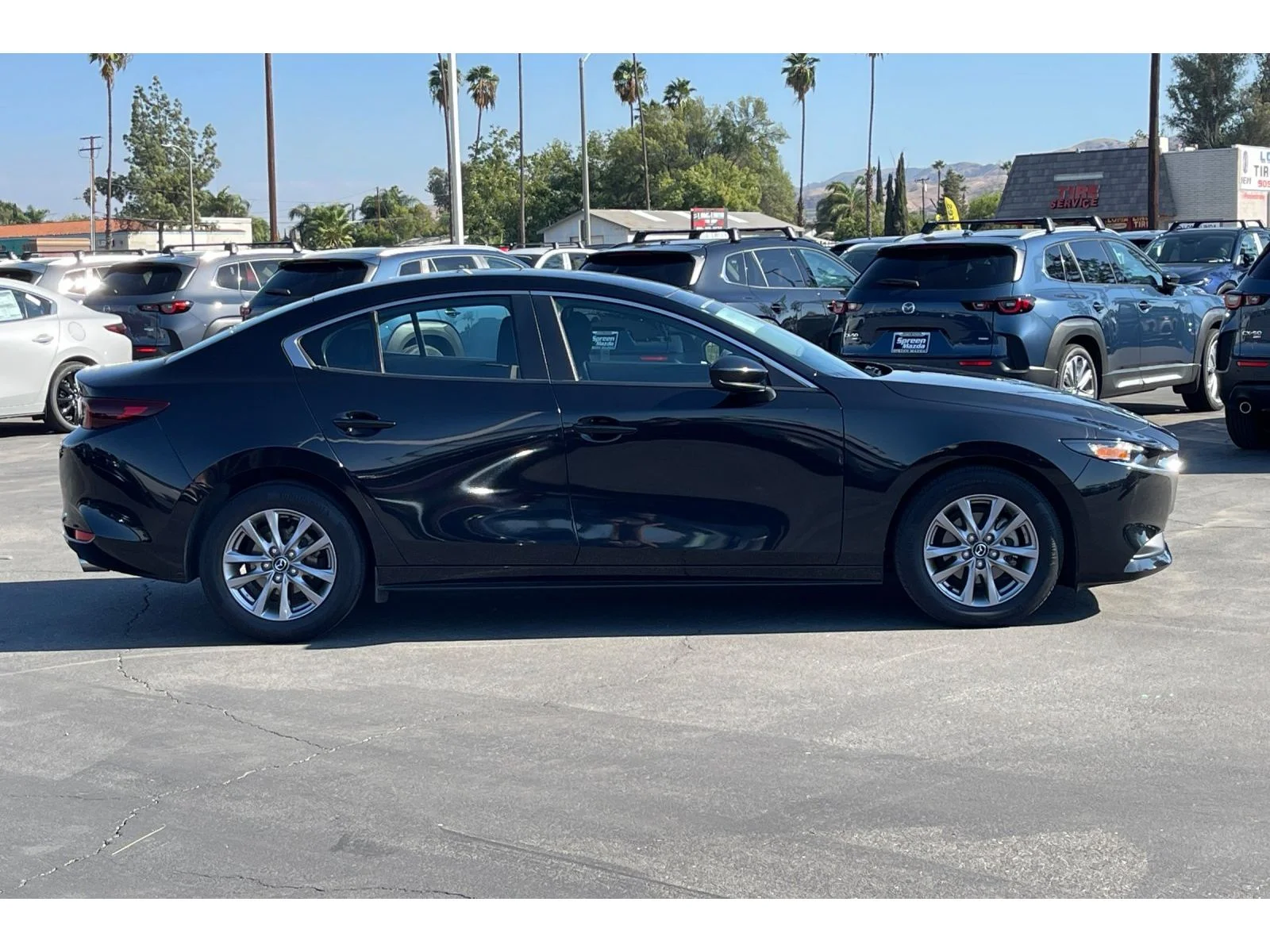 Used 2022 Jet Black Mica Mazda 2.0 image 8