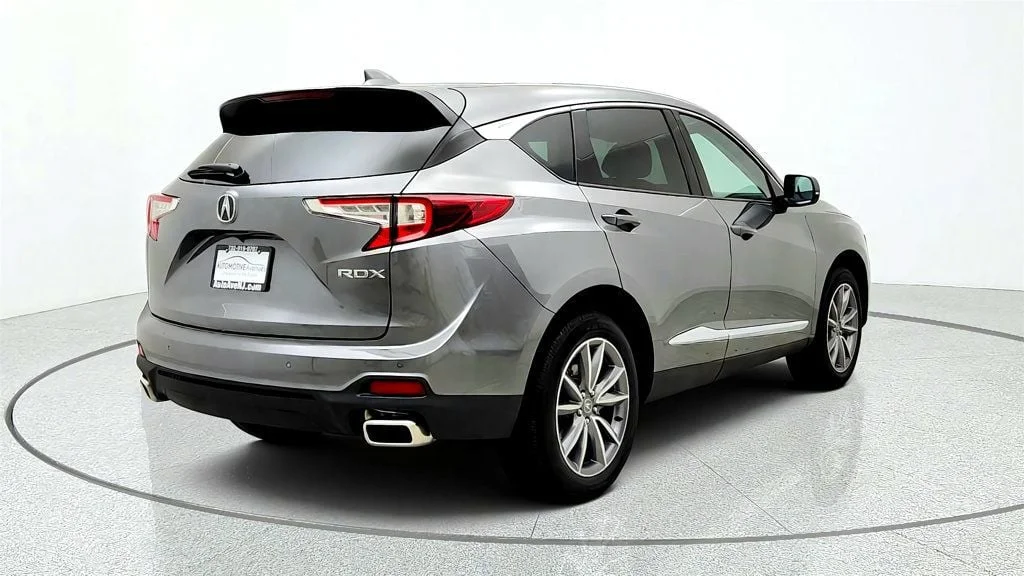 Used 2023 Liquid Carbon Metallic Acura FWD w/Technology Package image 5