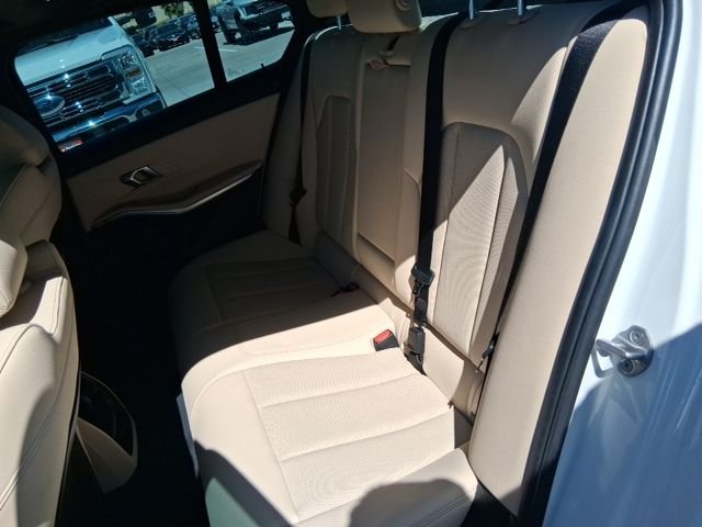 Used 2024 White BMW 330i xDrive image 16