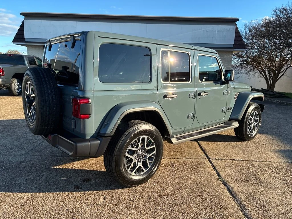 New 2026 Anvil Clear-Coat Exterior Paint Jeep Sahara image 5