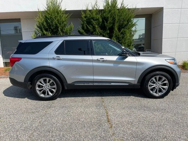 Used 2024 Silver Ford XLT image 5