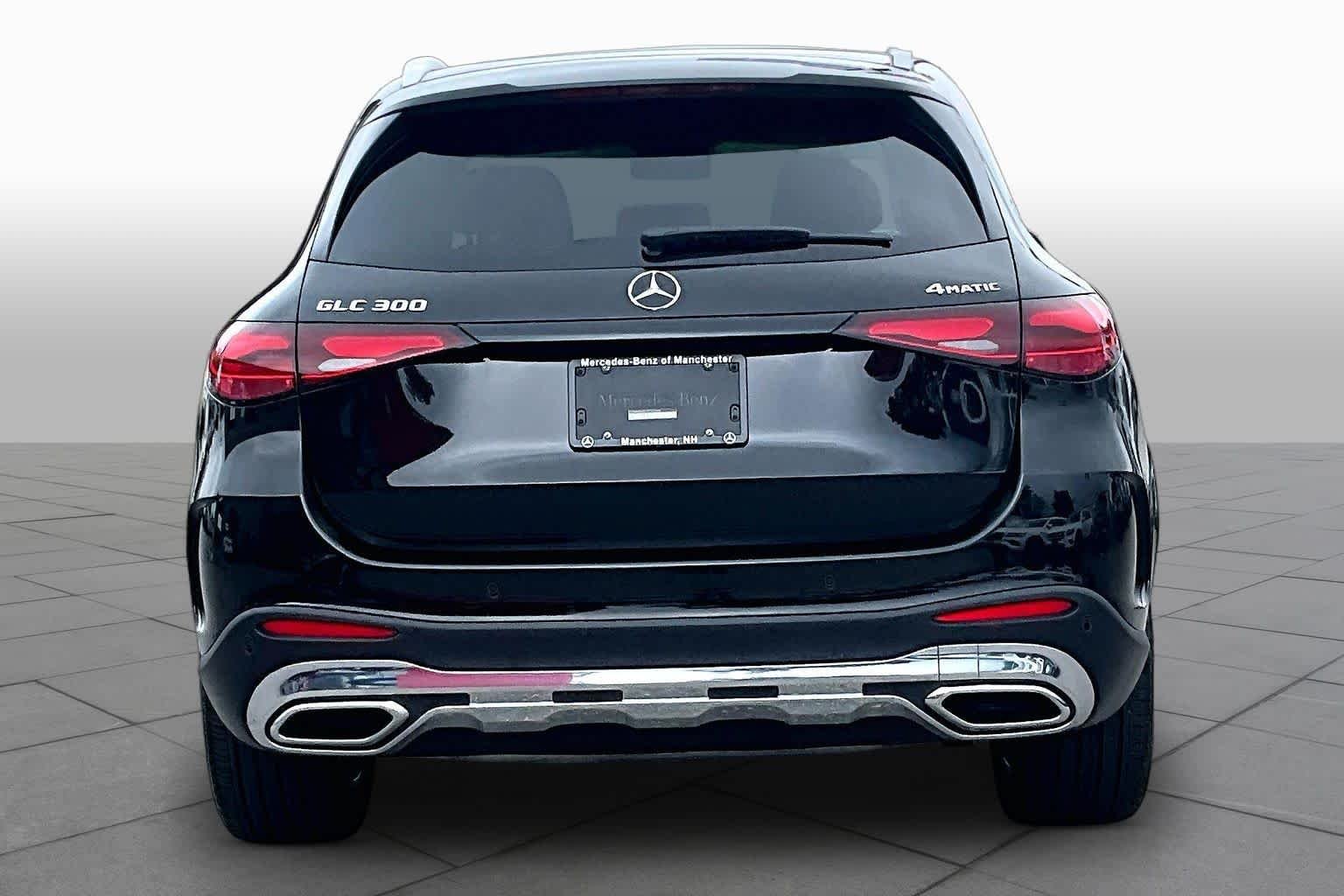 Certified Used 2026 Black Mercedes-Benz GLC 300 image 5