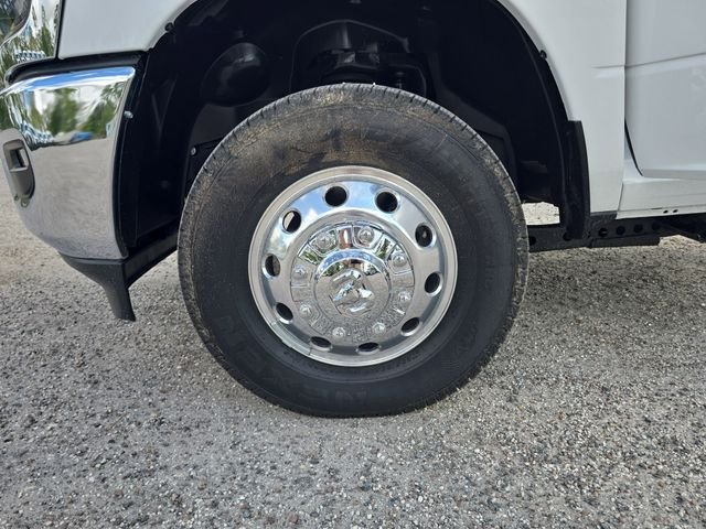 2026 RAM 3500 Chassis Tradesman - Photo 23