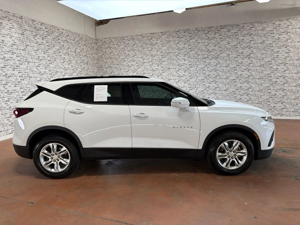 Used 2020 Summit White Chevrolet LT image 8