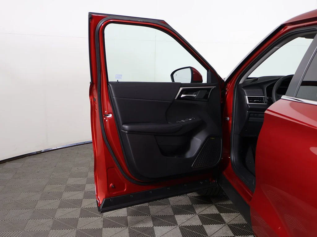 2025 Mitsubishi Outlander SE - Photo 23