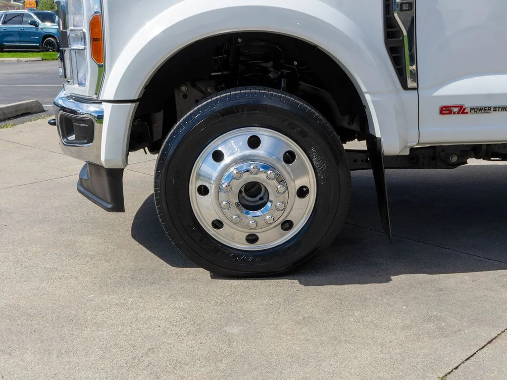 Used 2023 White Ford XLT image 26