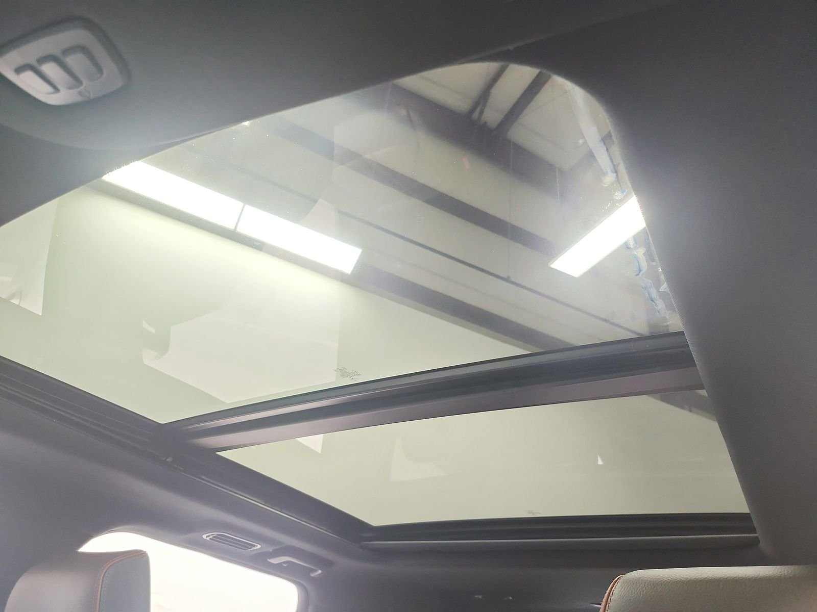 Used 2021 Oxford White Ford King Ranch image 23