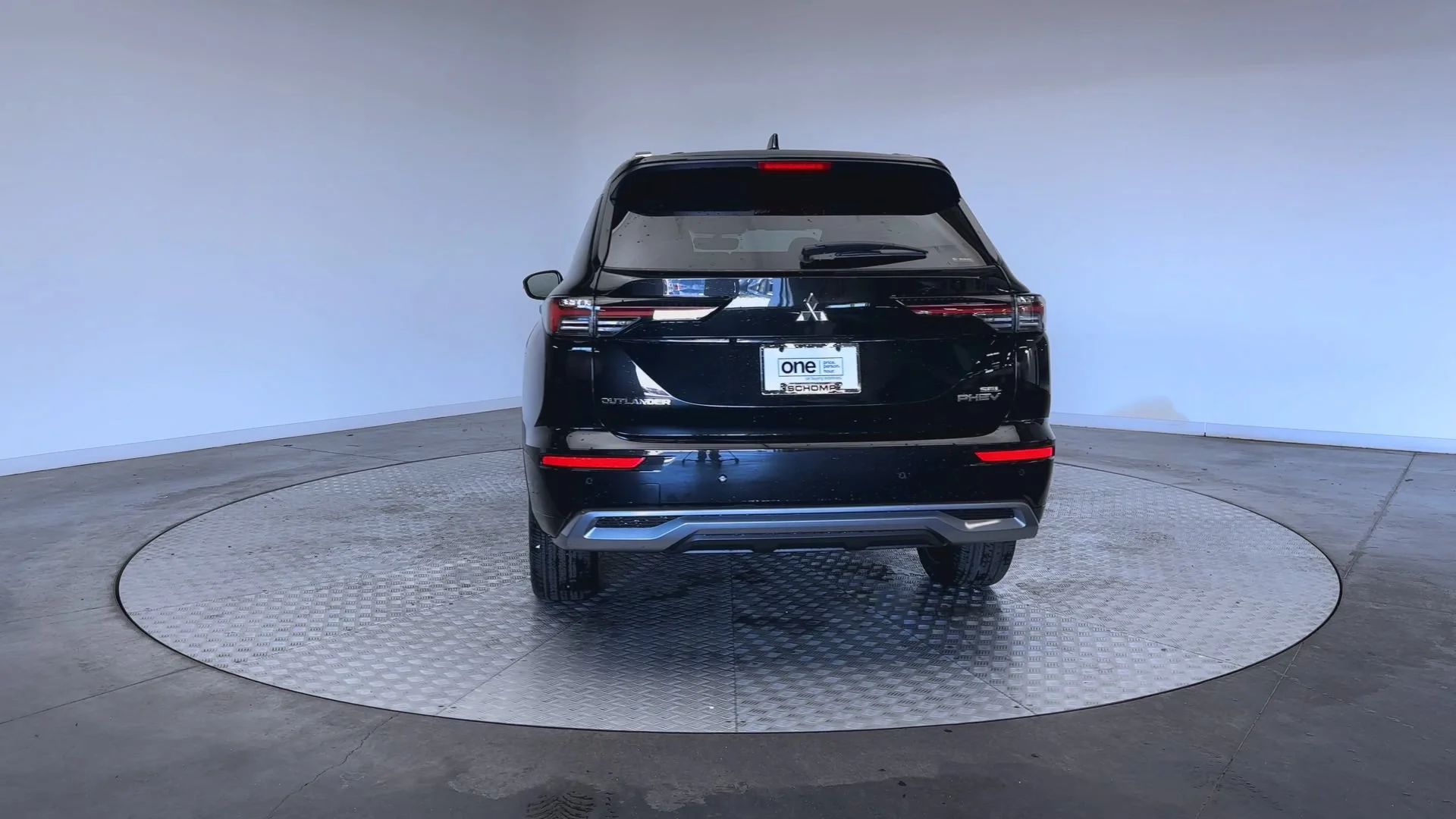 New 2026 Black Diamond Mitsubishi SEL image 7