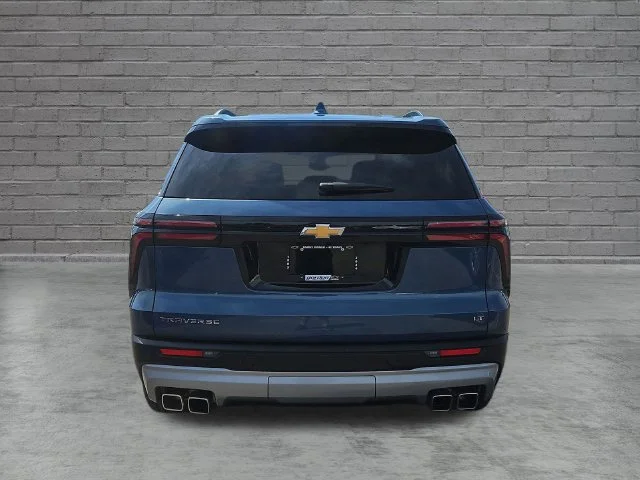 Used 2024 Lakeshore Blue Metallic Chevrolet LT image 4
