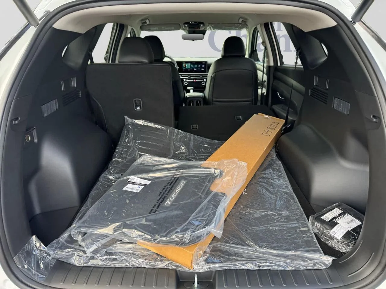 New 2026 White Hyundai SEL Plus AWD image 4