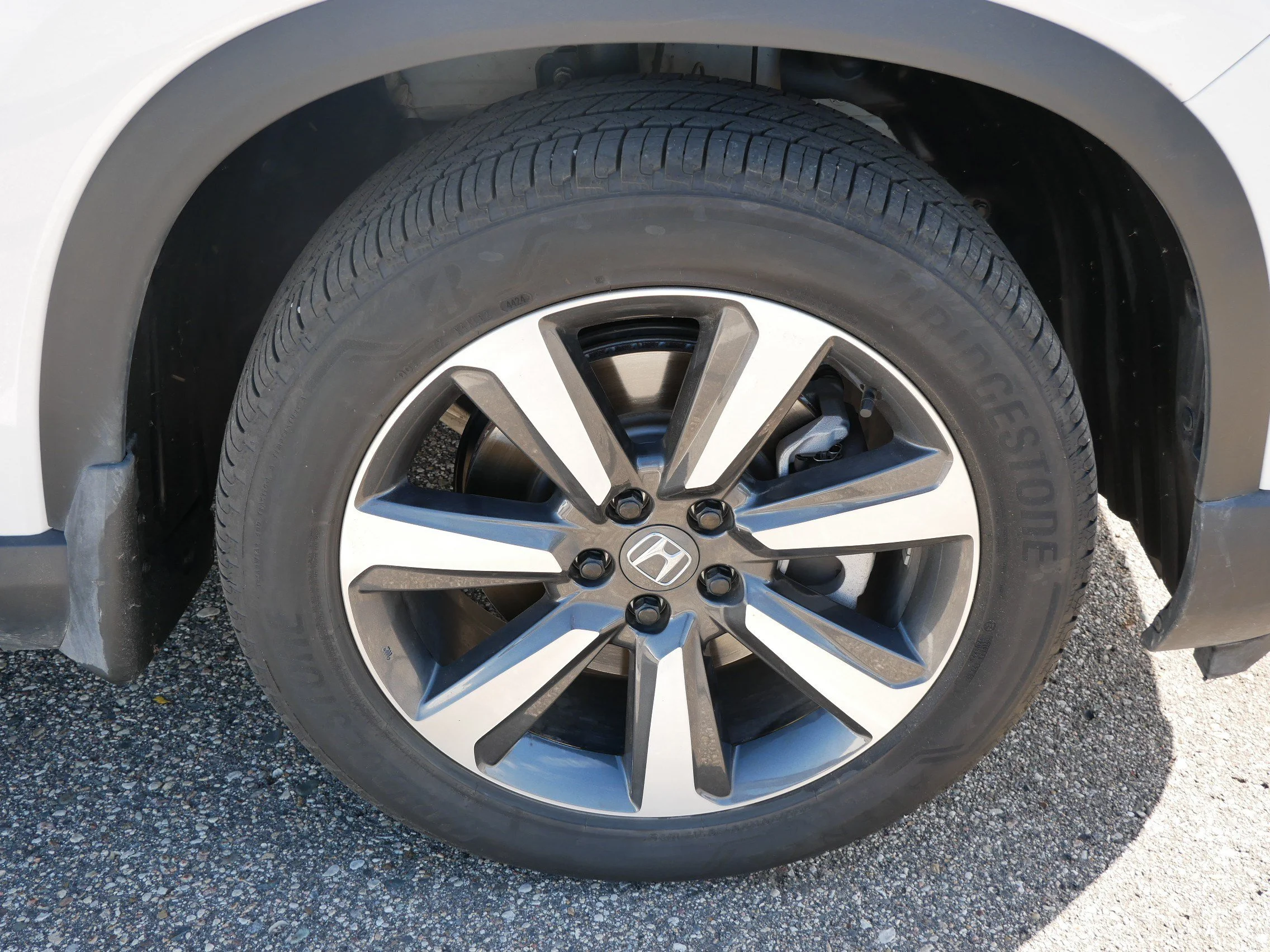 2025 Honda Pilot Touring - Photo 15
