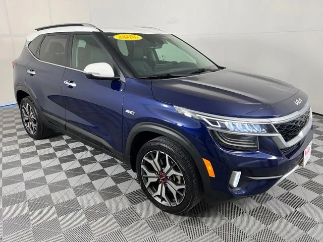 Used 2023 Blue Kia SX image 1
