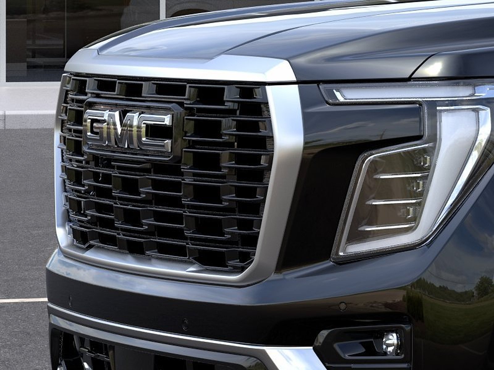 2026 GMC Yukon Denali - Photo 13