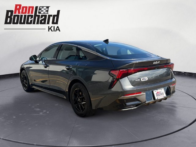 Used 2025 Gray Kia LXS image 4