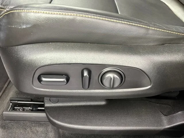 Used 2020 SILVER ICE METALLIC Chevrolet LT Leather image 20