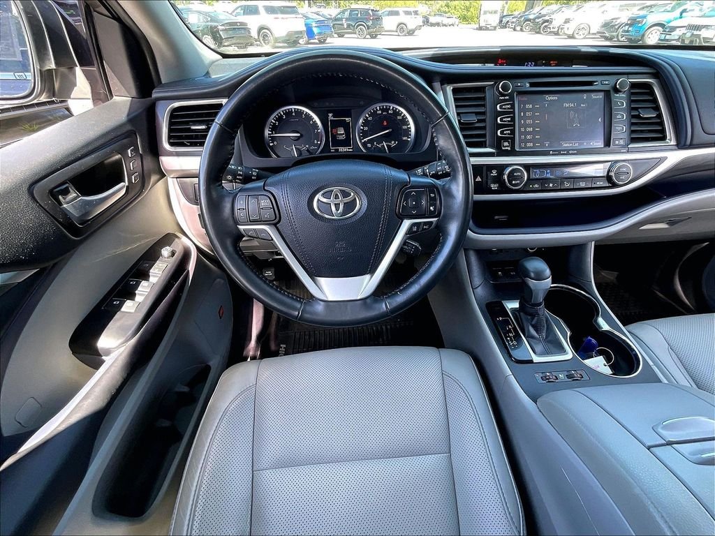 Used 2019 Predawn Gray Mica Toyota Limited Platinum image 17