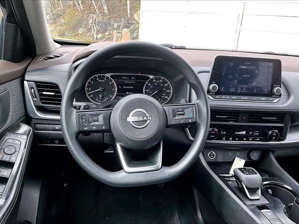 Used 2023 Super Black Nissan SV image 17