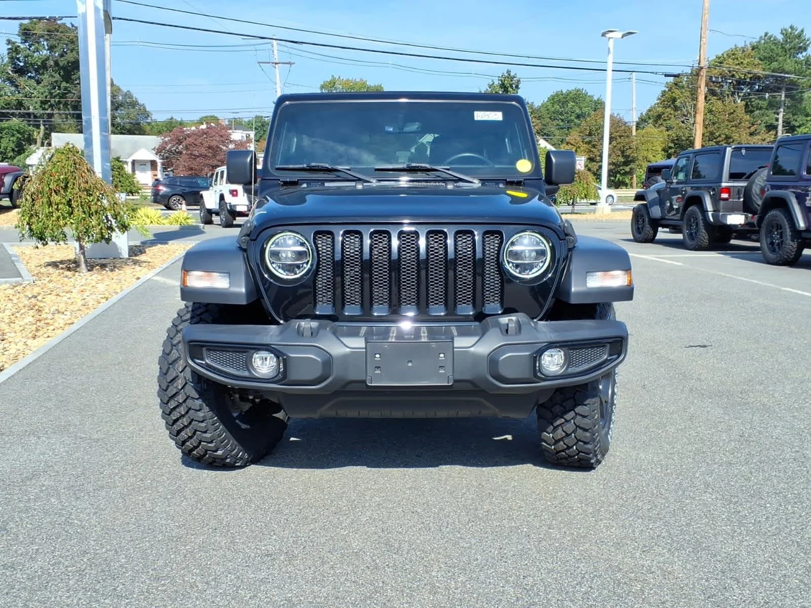 Certified Used 2022 Black Clearcoat Jeep Unlimited Willys image 3
