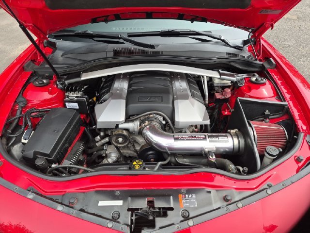 Used 2014 Red Chevrolet SS image 30