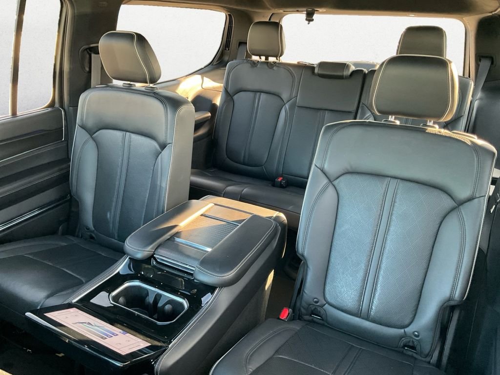 Used 2022 White Jeep Series II image 10