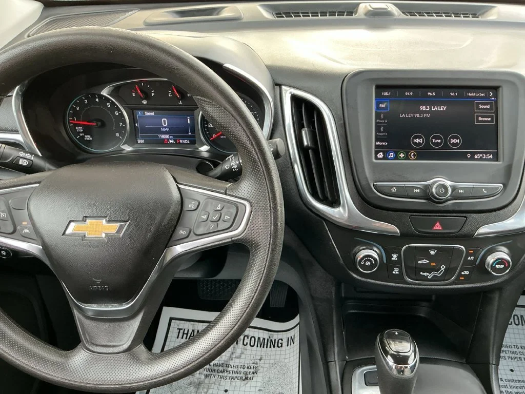 Used 2020 SUMMIT WHITE Chevrolet LT image 23