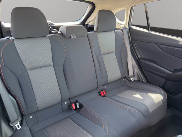 Used 2018 Ice Silver Metallic Subaru Premium image 19