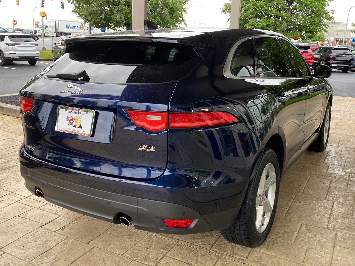 Used 2020 Portofino Blue Metallic Jaguar 25t Premium image 7