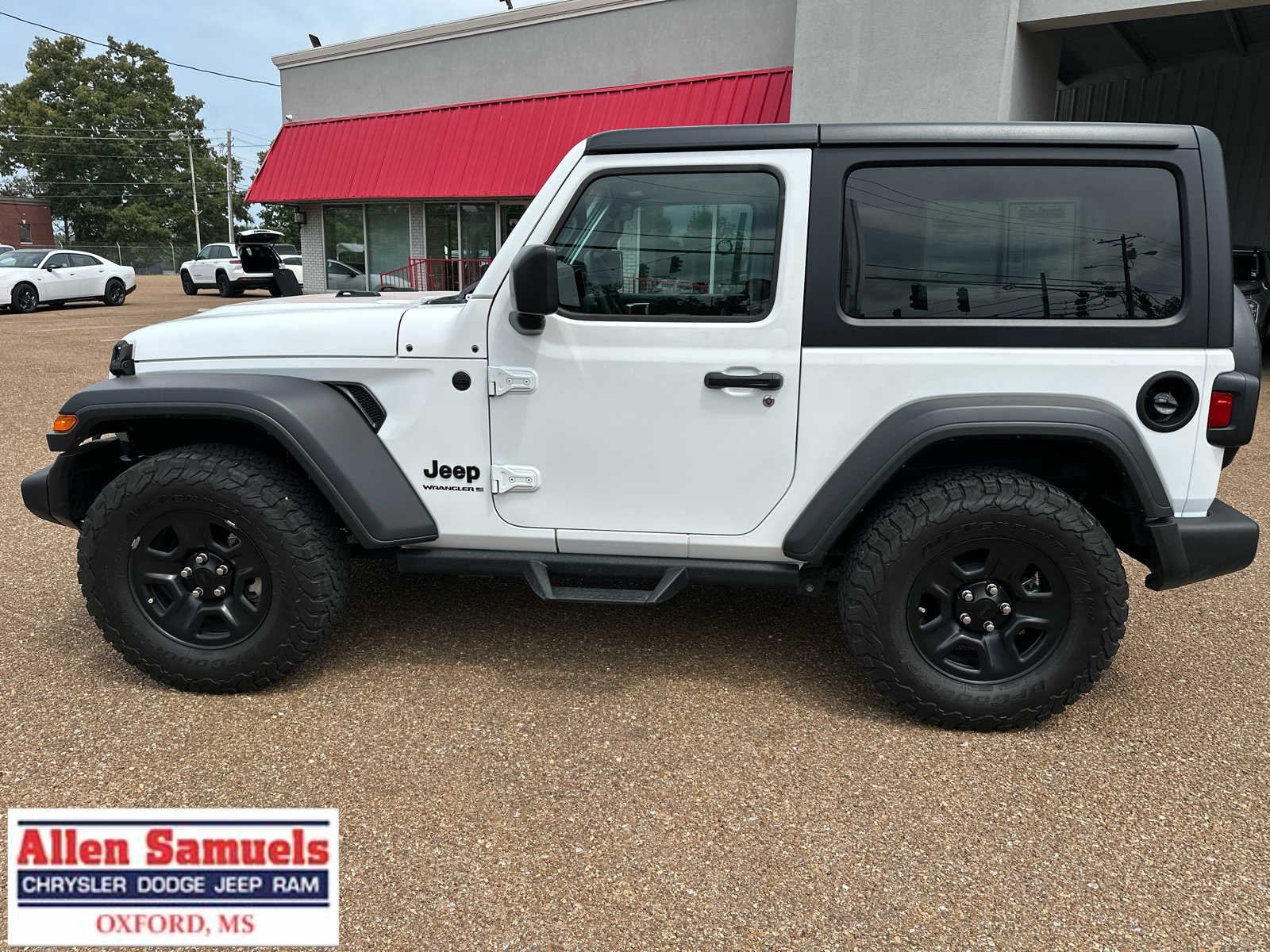 Certified Used 2025 Bright White Clearcoat Jeep Sport image 6