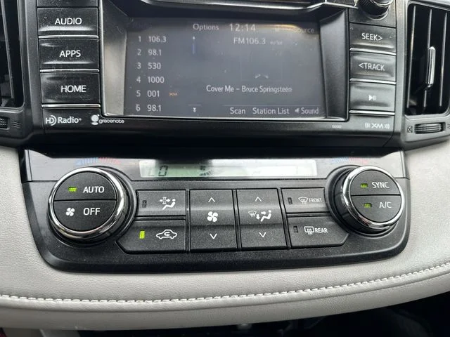 Used 2017 Blue Toyota XLE image 19