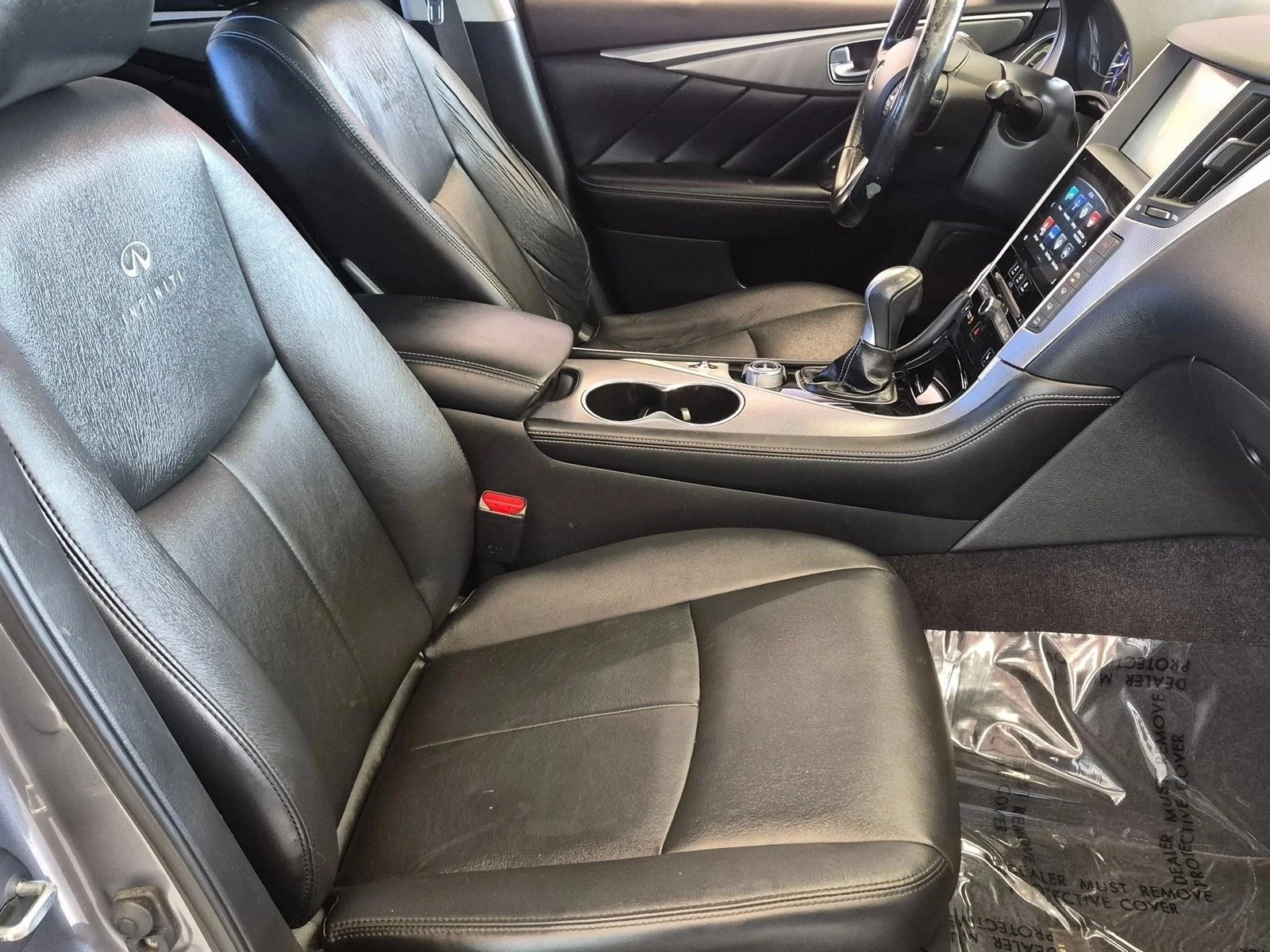 Used 2014 Graphite Shadow INFINITI  image 19
