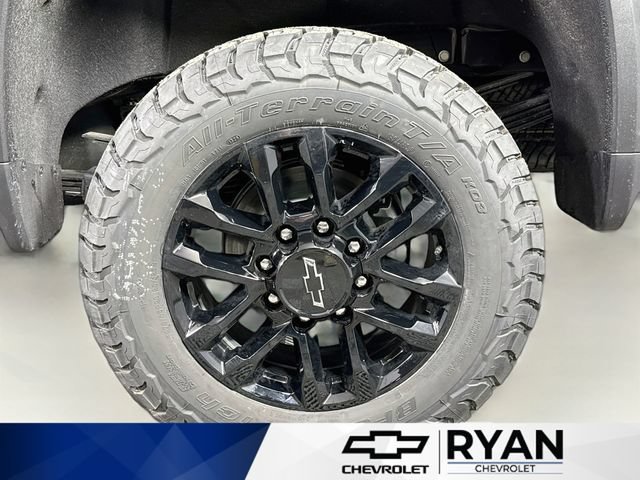 2026 Chevrolet Silverado 3500HD LTZ - Photo 33