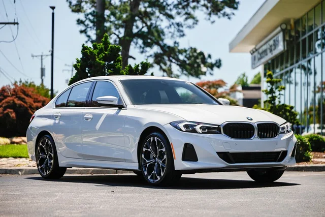 2026 BMW 3 Series 330i xDrive