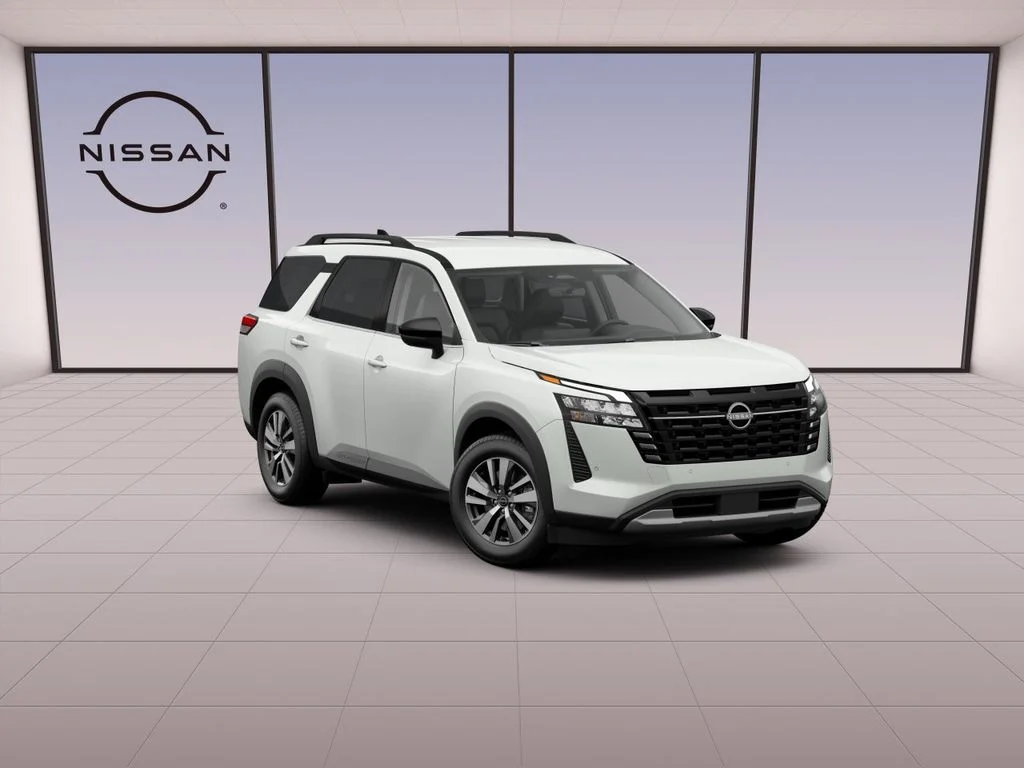 New 2026 Everest White Pearl TriCoat Nissan SL image 3