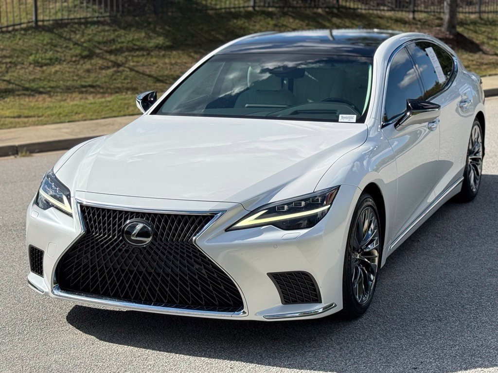 Used 2023 White Lexus 500 image 7