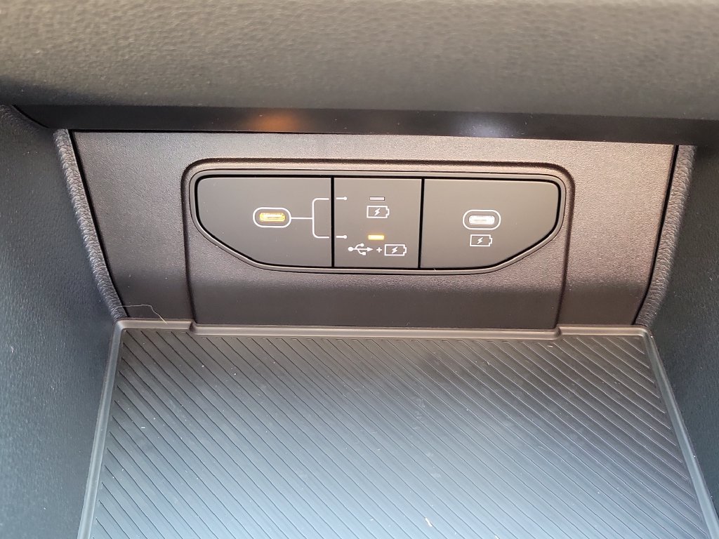 New 2027 Glacial White Pearl Kia LX image 32
