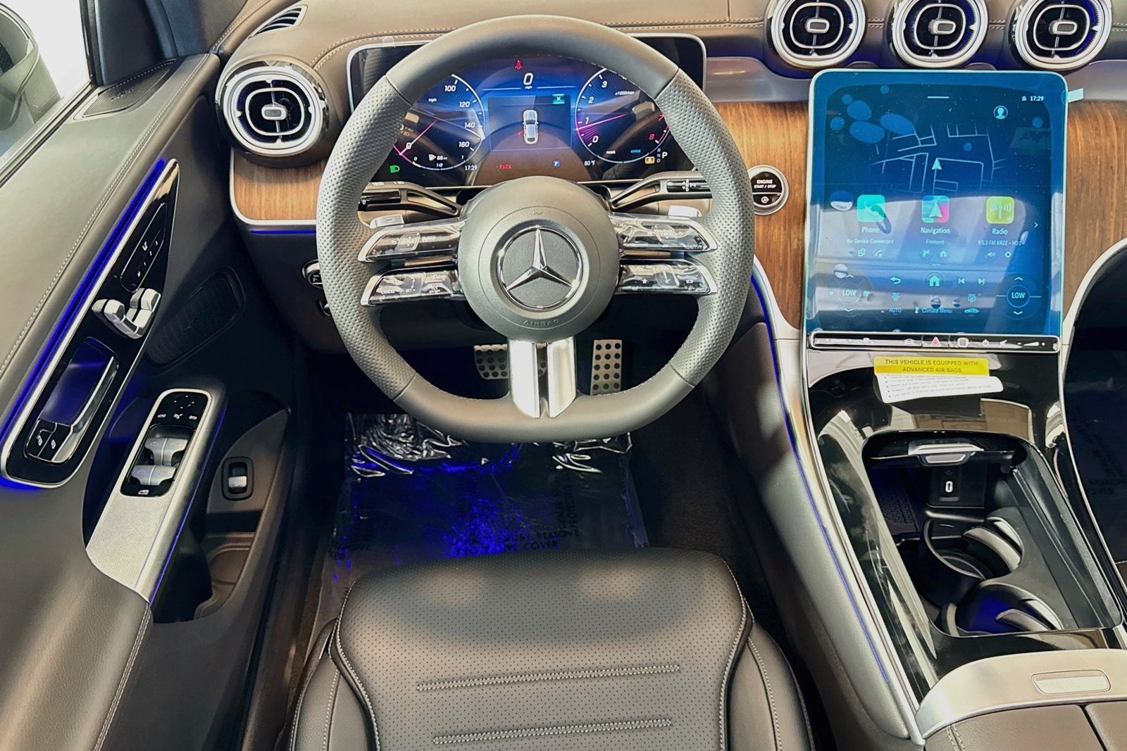 New 2027 Black Mercedes-Benz GLC 300 image 20