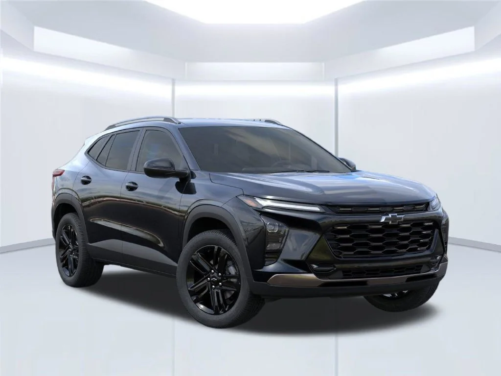 New 2026 Mosaic Black Metallic Chevrolet ACTIV image 10