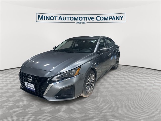 2024 Nissan Altima 2.5 SV photo 3