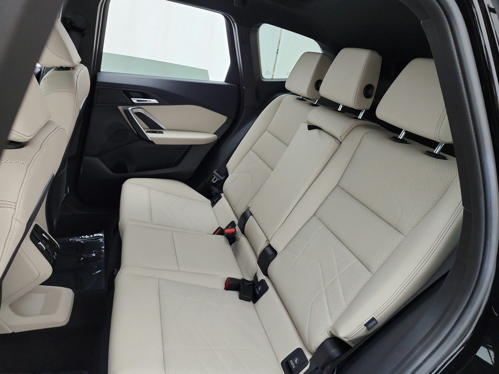Used 2023 Jet Black BMW xDrive28i Sports Activity Vehicle image 15